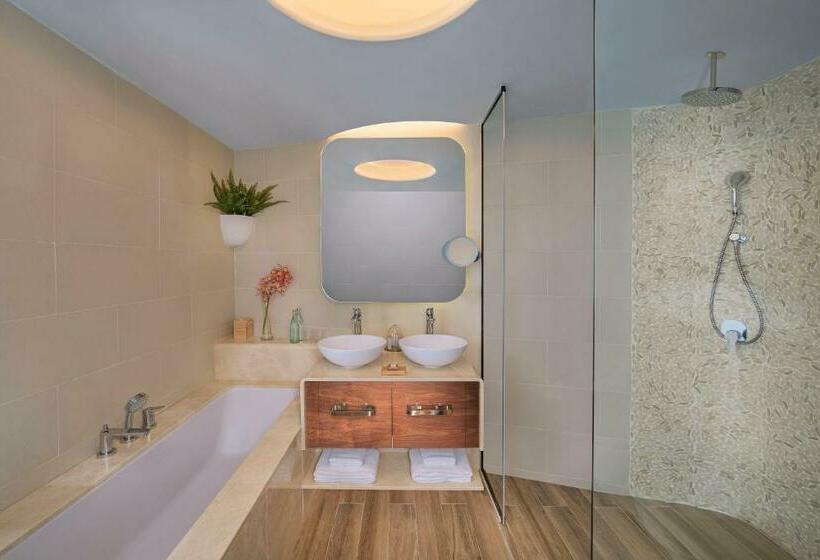 اتاق لوکس با تخت بزرگ, The Retreat Palm Dubai Mgallery By Sofitel