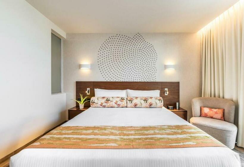 Номер Клуб Кровать Кинг, The Retreat Palm Dubai Mgallery By Sofitel