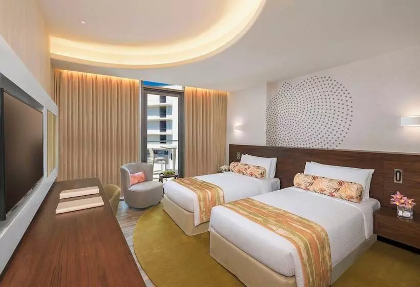 اتاق لوکس با بالکن, The Retreat Palm Dubai Mgallery by Sofitel