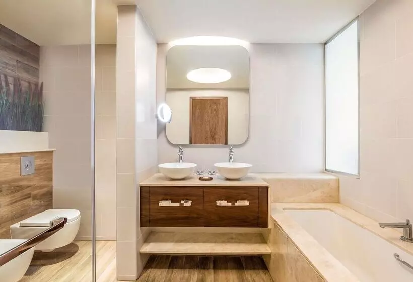 سوئیت پریمیوم با چشم‌انداز دریا, The Retreat Palm Dubai Mgallery by Sofitel