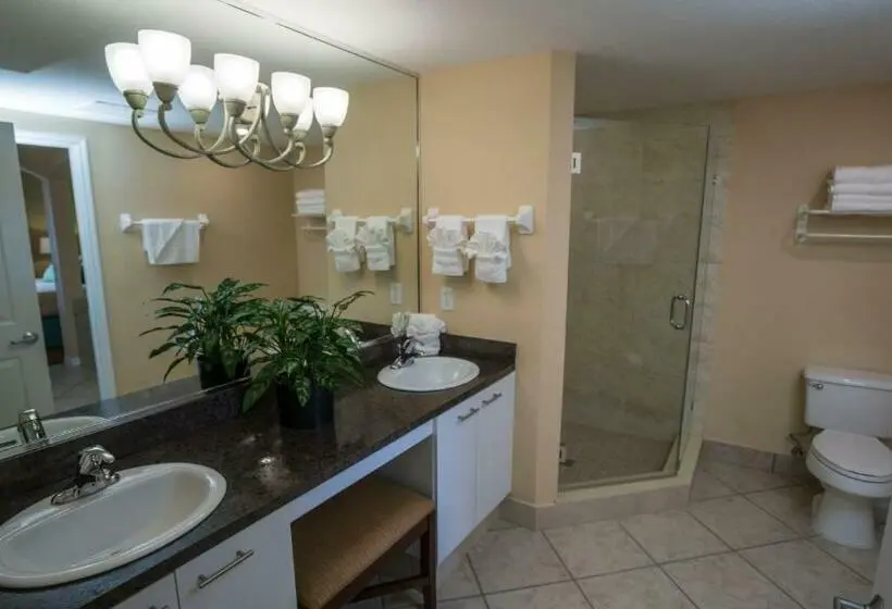 Deluxe Suite King Bed, Vacation Village At Weston