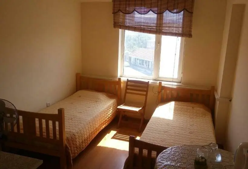 اتاق استاندارد, Armenia Hostel