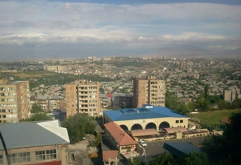 اتاق لوکس, Armenia Hostel