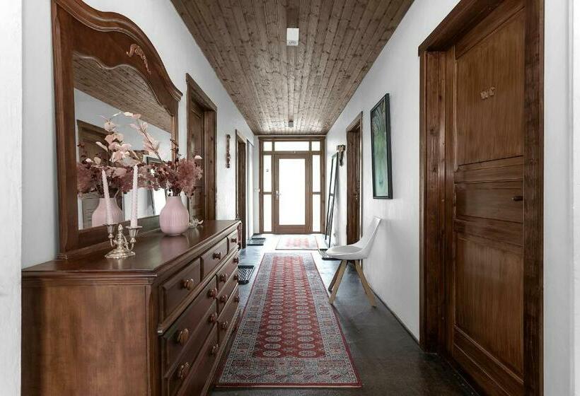 اتاق استاندارد سه تخته با سرویس بهداشتی مشترک, Gallerí Gistiheimili Laugarvatn