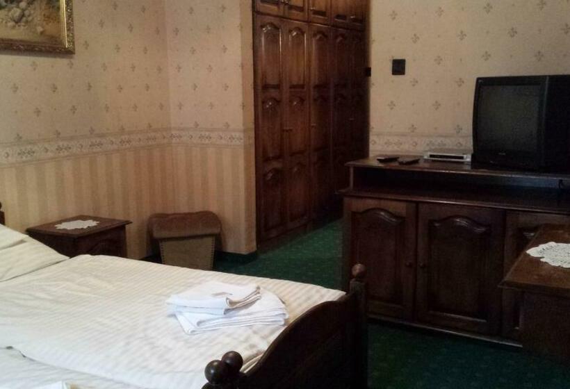 Pokój Standard, Kocsis Panzió és étterem