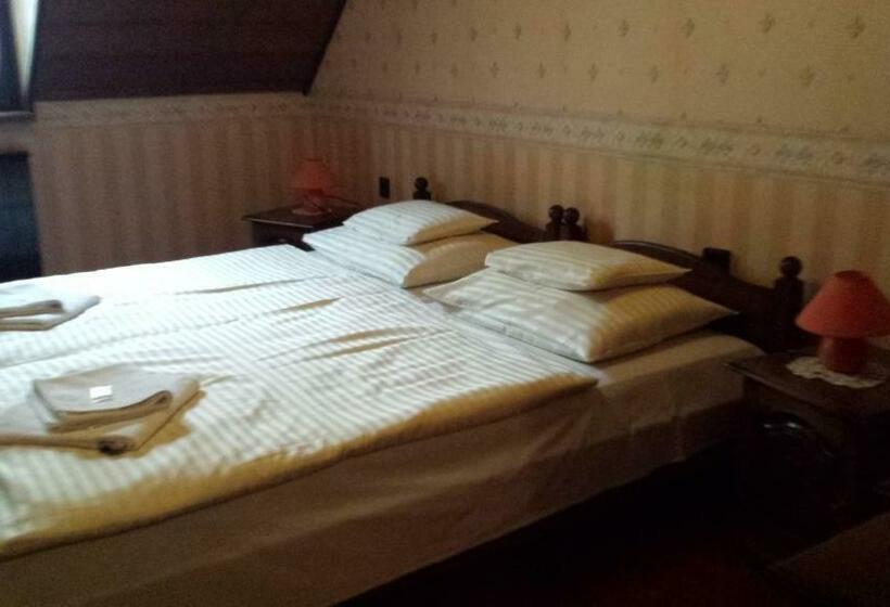 חדר סטנדרט, Kocsis Panzió és étterem