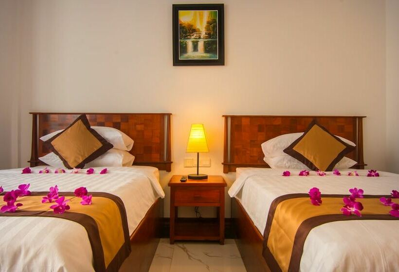 Номер Стандарт, Glorious