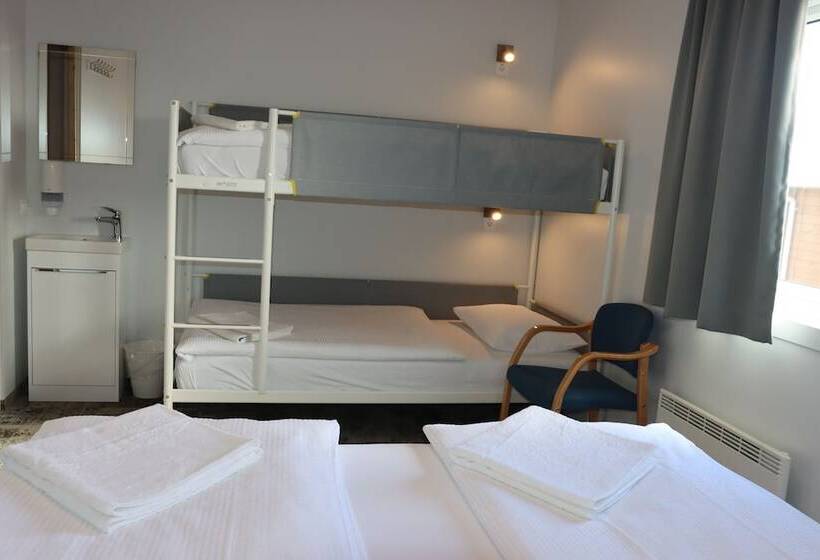 اتاق استاندارد چهارنفره با سرویس بهداشتی مشترک, Hofn Hostel