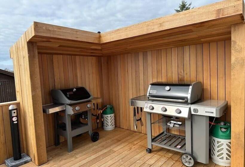 اتاق استاندارد چهار تخته, Hofn Hostel