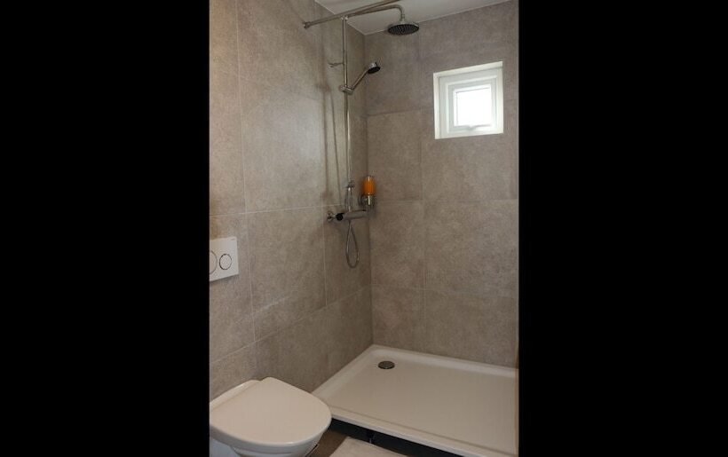 اتاق استاندارد یک نفره, Hofn Hostel