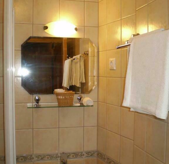 标准间, Berki Vendéglő és