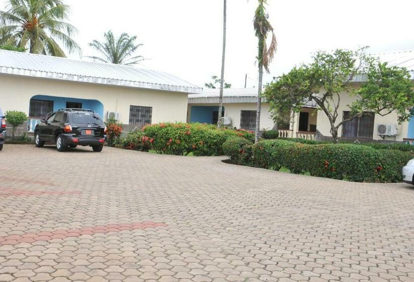 آپارتمان 4 خوابه, Fini Hotel Bobende