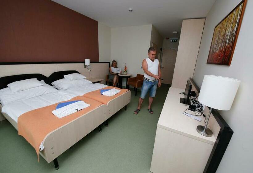 Номер Стандарт, Harkányi Psoriasis Centrum