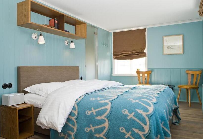 اتاق سوپریور, Egilsen