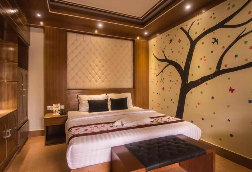 سوییت اجرایی, Prime Park