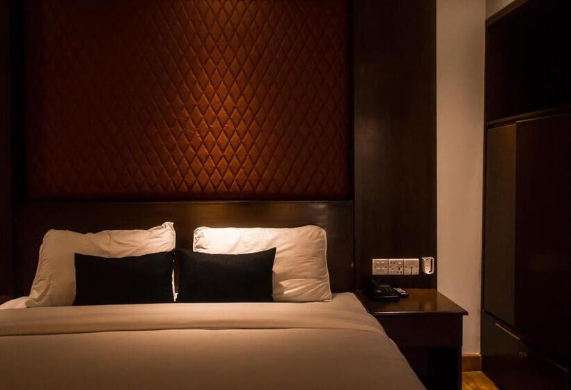 سوییت سوپریور, Prime Park