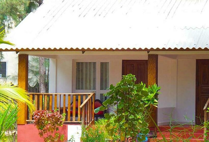 بانگلوی استاندارد با چشمانداز دریا, Village Vacances Awale Plage