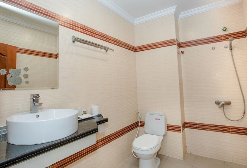 Номер Deluxe, Vy Chhe