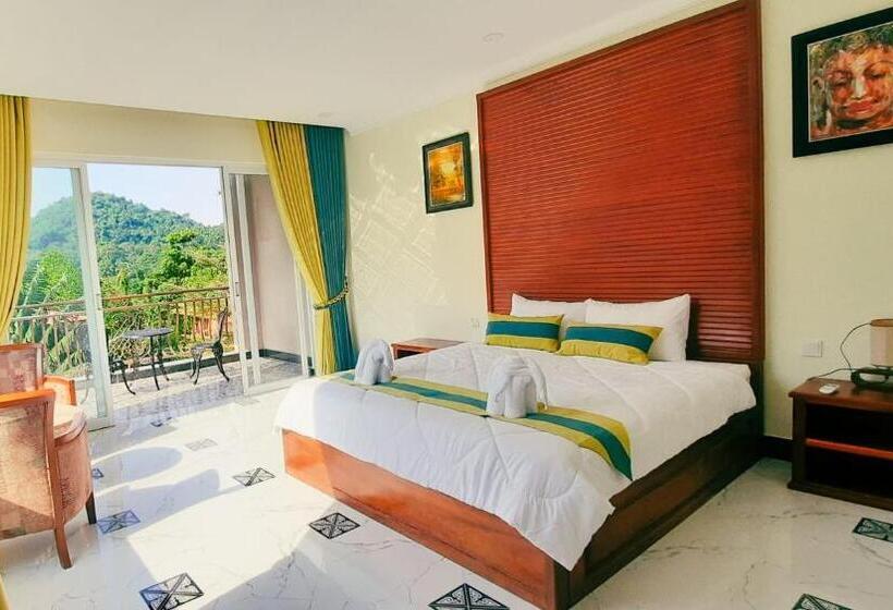 غرفة قياسية مزوَّدة بشُرفة, Summer Resort