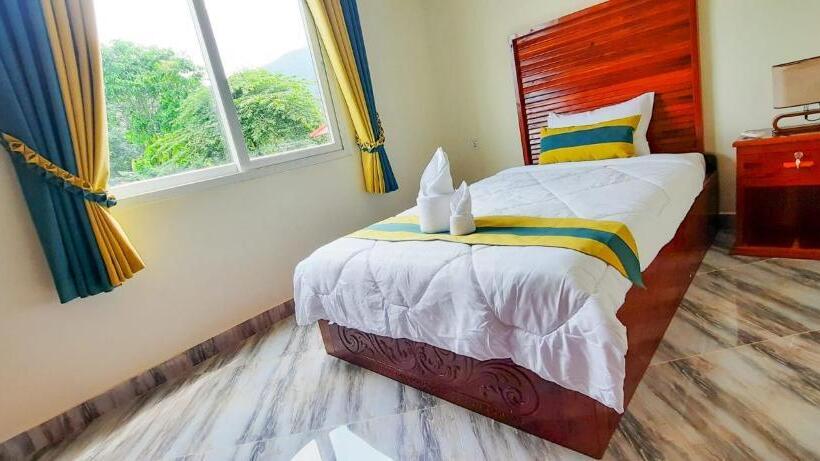 Quarto standart individual, Summer Resort
