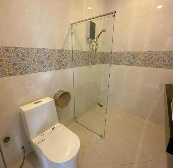 غرفة قياسية مطلّة علي حمام السباحة, Summer Resort