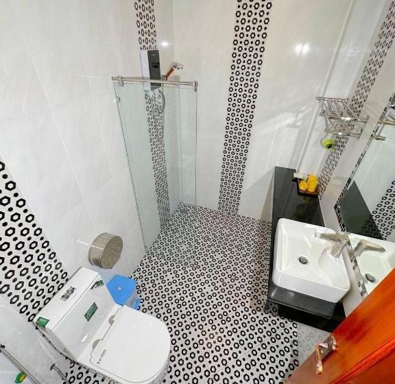 غرفة إقتصادية, Summer Resort