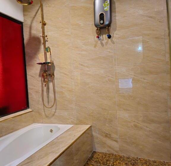 חדר משפתחתי סופריור, 乔治市世纪酒店 The Century Boutique Hotel George Town