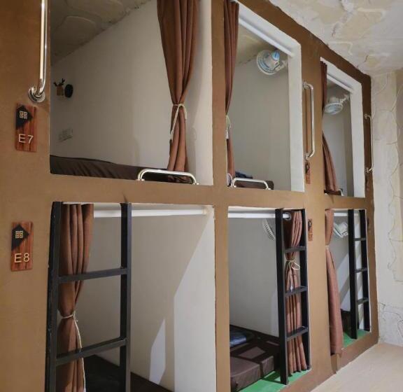 מיטה בחדר משותף, 乔治市世纪酒店 The Century Boutique Hotel George Town