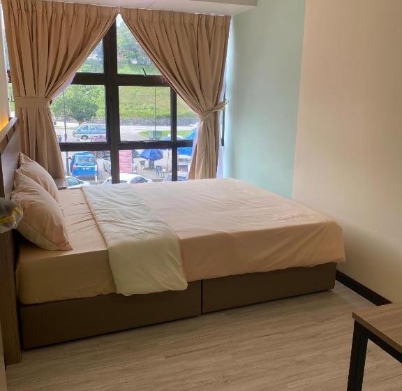 Номер Стандарт Совместная Ванная, Clock Inn Backpackers Hostel