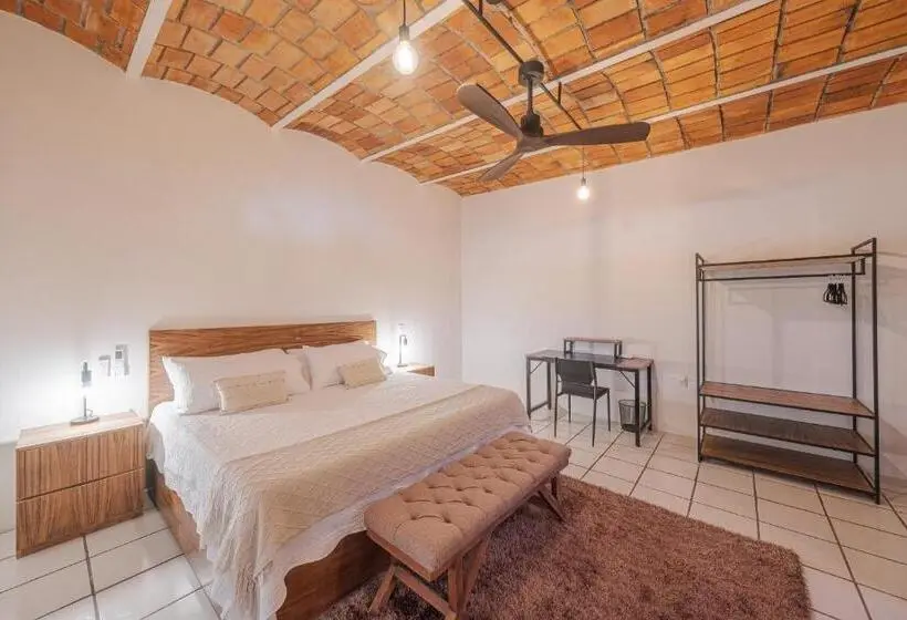 سوئیت جونیور با تراس, El Refugio De Sayulita   Health And Wellness House