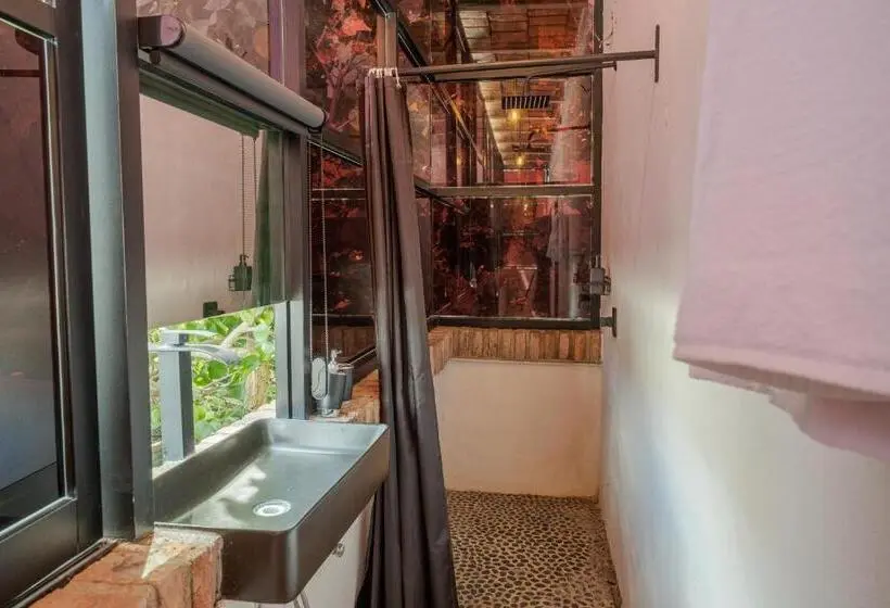 سوئیت جونیور با تراس, El Refugio De Sayulita   Health And Wellness House