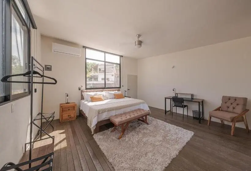 اتاق لوکس با تخت بزرگ, El Refugio De Sayulita   Health And Wellness House