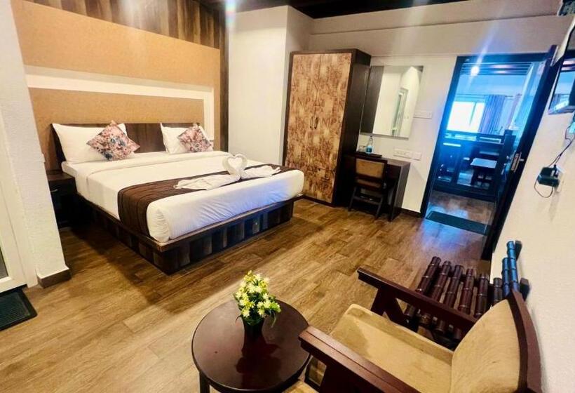 스탠다드 룸 킹사이즈 침대, The Raarees Resort   A Hidden Resort In Munnar