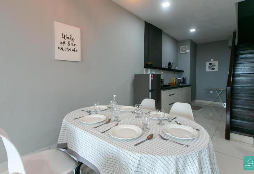 带1个卧室的顶楼公寓, Jomstay Octagon Duplex Penthouse Ipoh Town