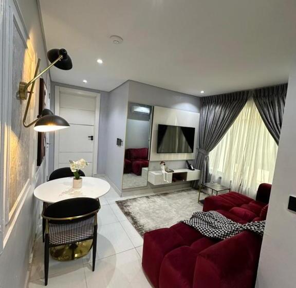 آپارتمان 1 خوابه با بالکن, Kadal In Lekki