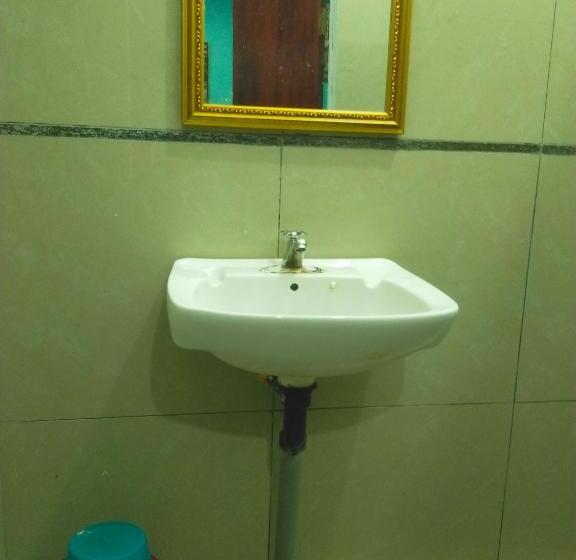 חדר סטנדרט, Sukau Tomanggong View Bed & Breakfast