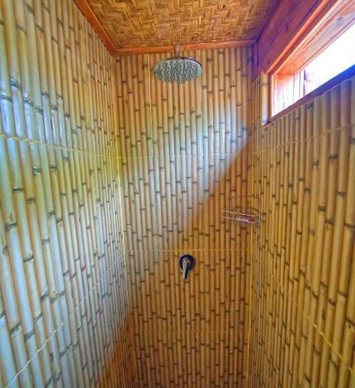 수피리어 룸 풀장 전망, Begadang