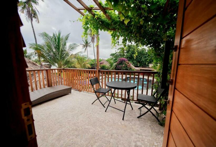 수피리어 룸 풀장 전망, Begadang