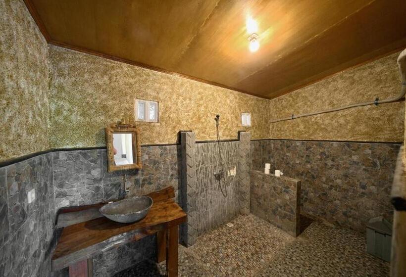 스탠다드 룸 가든 전망, Begadang