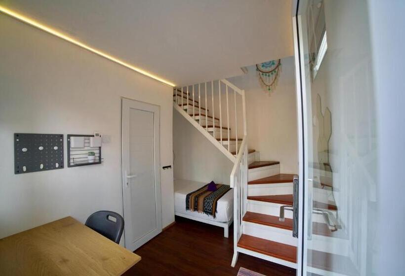 공동 객실, Begadang