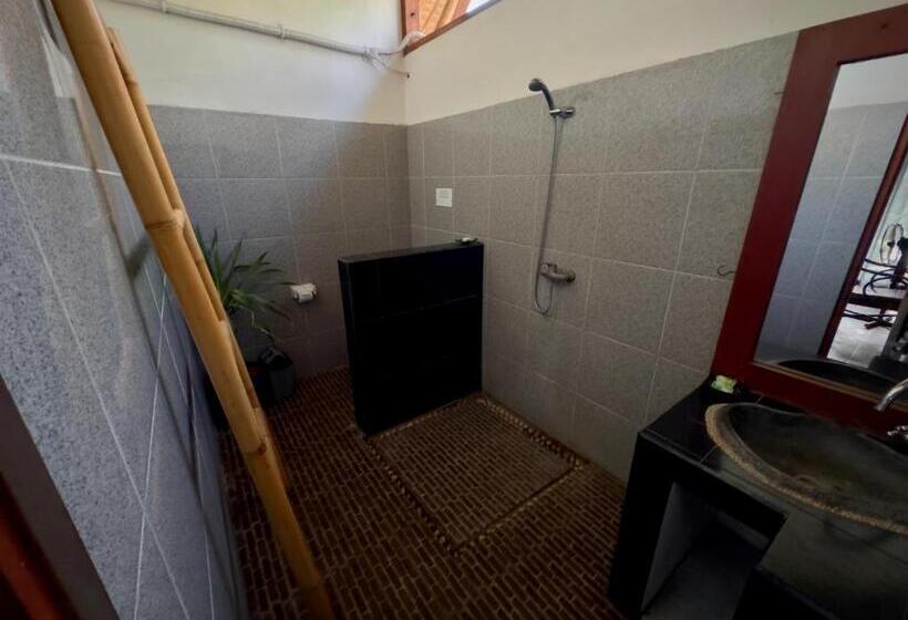 수피리어 패밀리 룸, Begadang