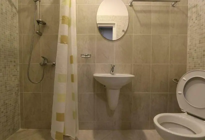 اتاق استاندارد, La Maison Ruse