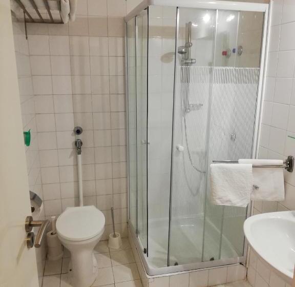 اتاق استاندارد, Eden Panzió