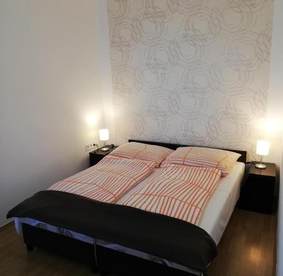 اتاق استاندارد, Eden Panzió