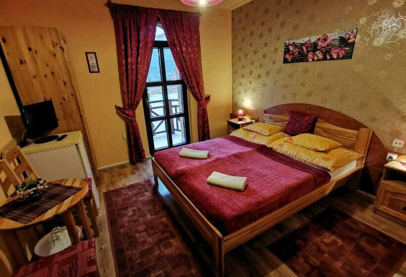 חדר סטנדרט, Hegyi Panzió