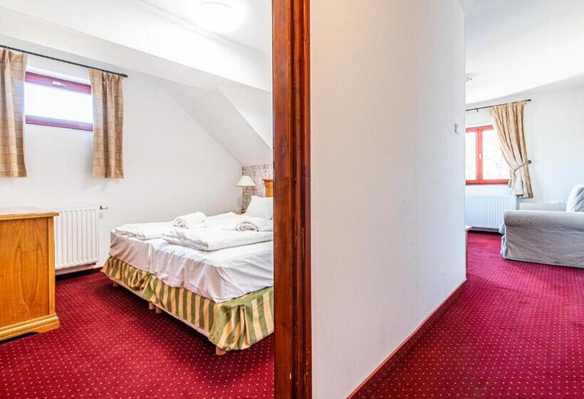 디럭스 패밀리 룸, Borhotel Sziluett Farkasmály