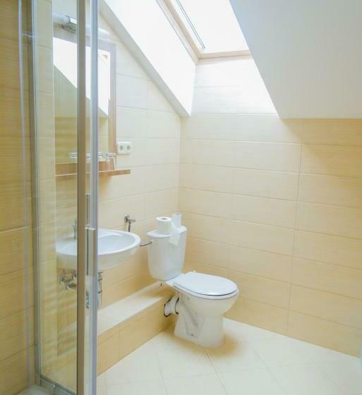 スタンダード４人部屋, Corvina Hotel Restaurant