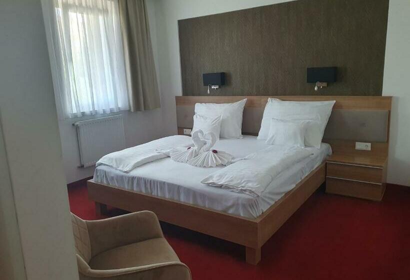 スタンダードルーム, Corvina Hotel Restaurant