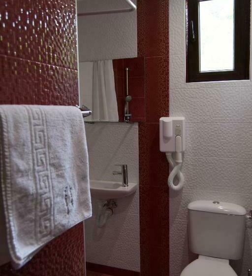 غرفة قياسية ثلاثية, Family Hotel Balkana