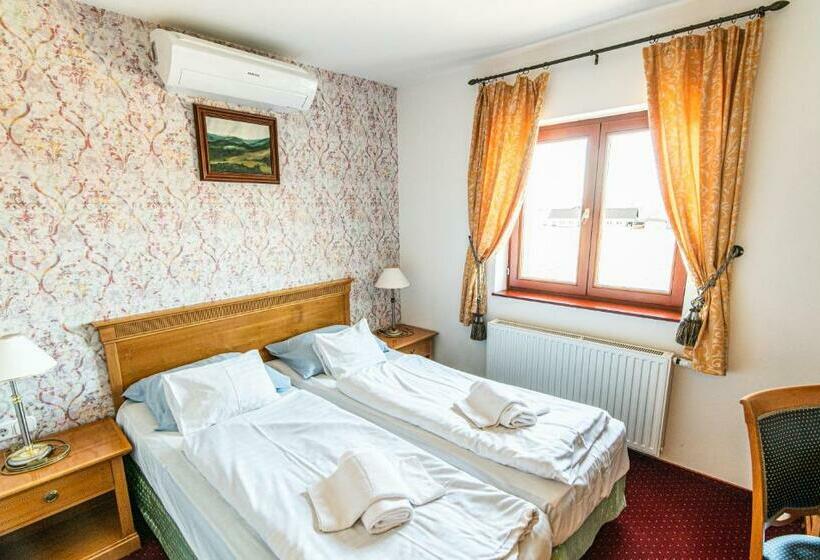 スタンダードルーム, Borhotel Sziluett Farkasmály